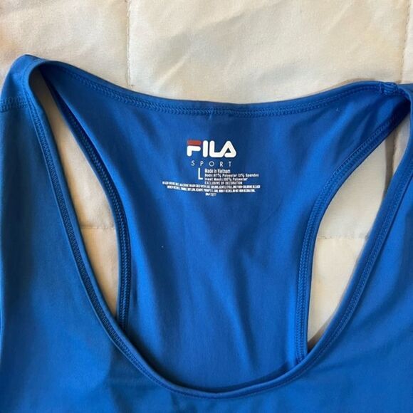 Awesome FILA Athletic Tank Large Excellent Condition - Picture 3 of 5